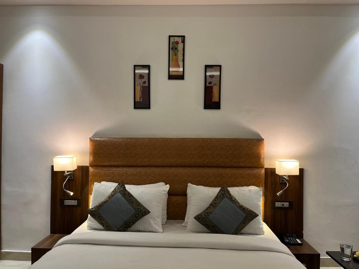 Hotel Kalawati Palace Varanasi Exterior foto
